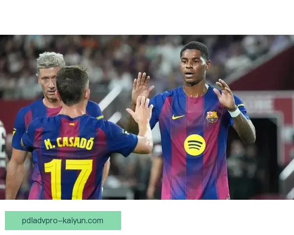 拉什福德职业态度备受关注，展现出稳定提升的竞争力。